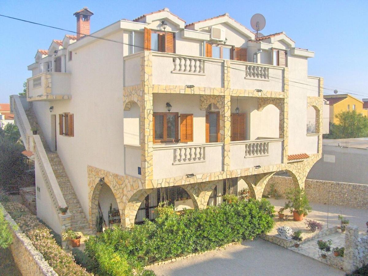 Apartments Villa Estella 斯里马 外观 照片